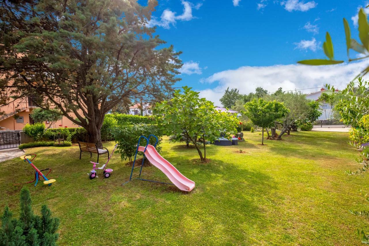 Garden Paradise App Sveti Vid-Miholjice Экстерьер фото